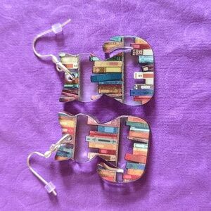 New Cat Lovers/Book Lovers Unique Acrylic Dangle Earrings lightweight/ clear